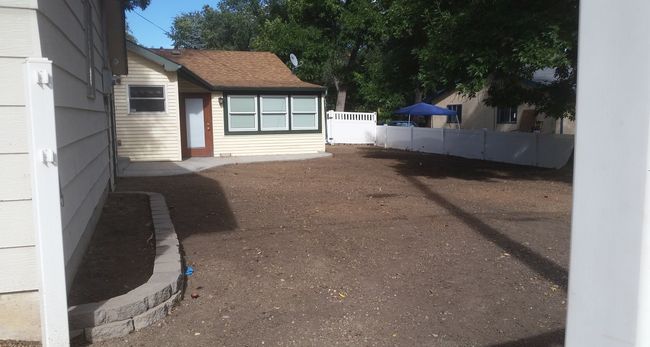 2Small Retaining Wall Planter Finished 2