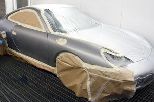 Car's body being repaired