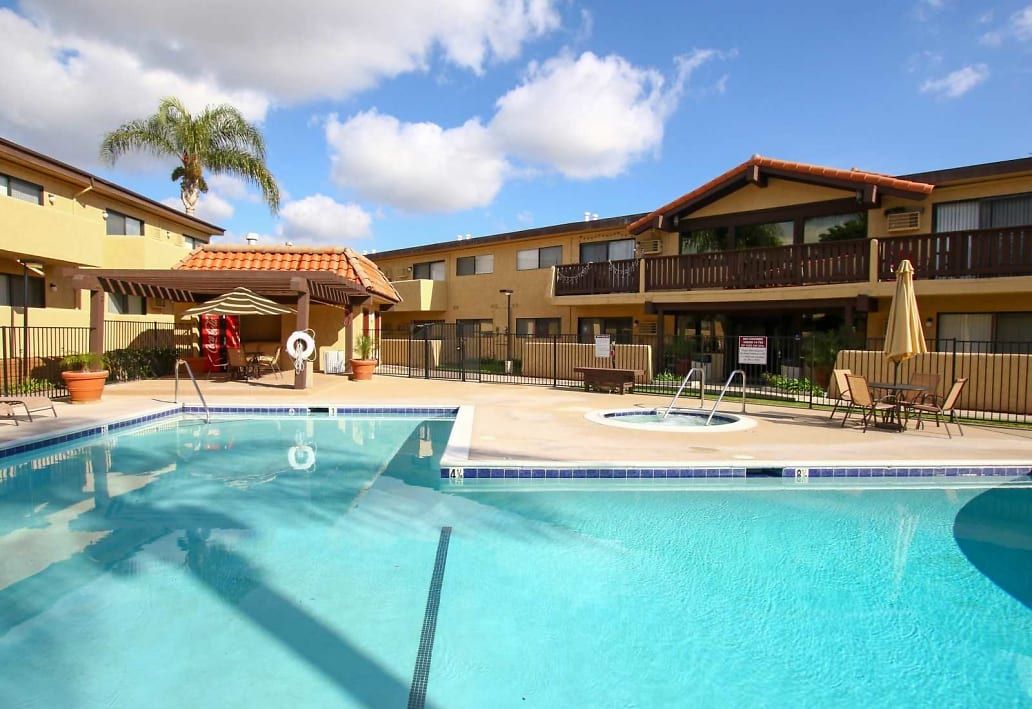 Pool | Arbor Park Apartments