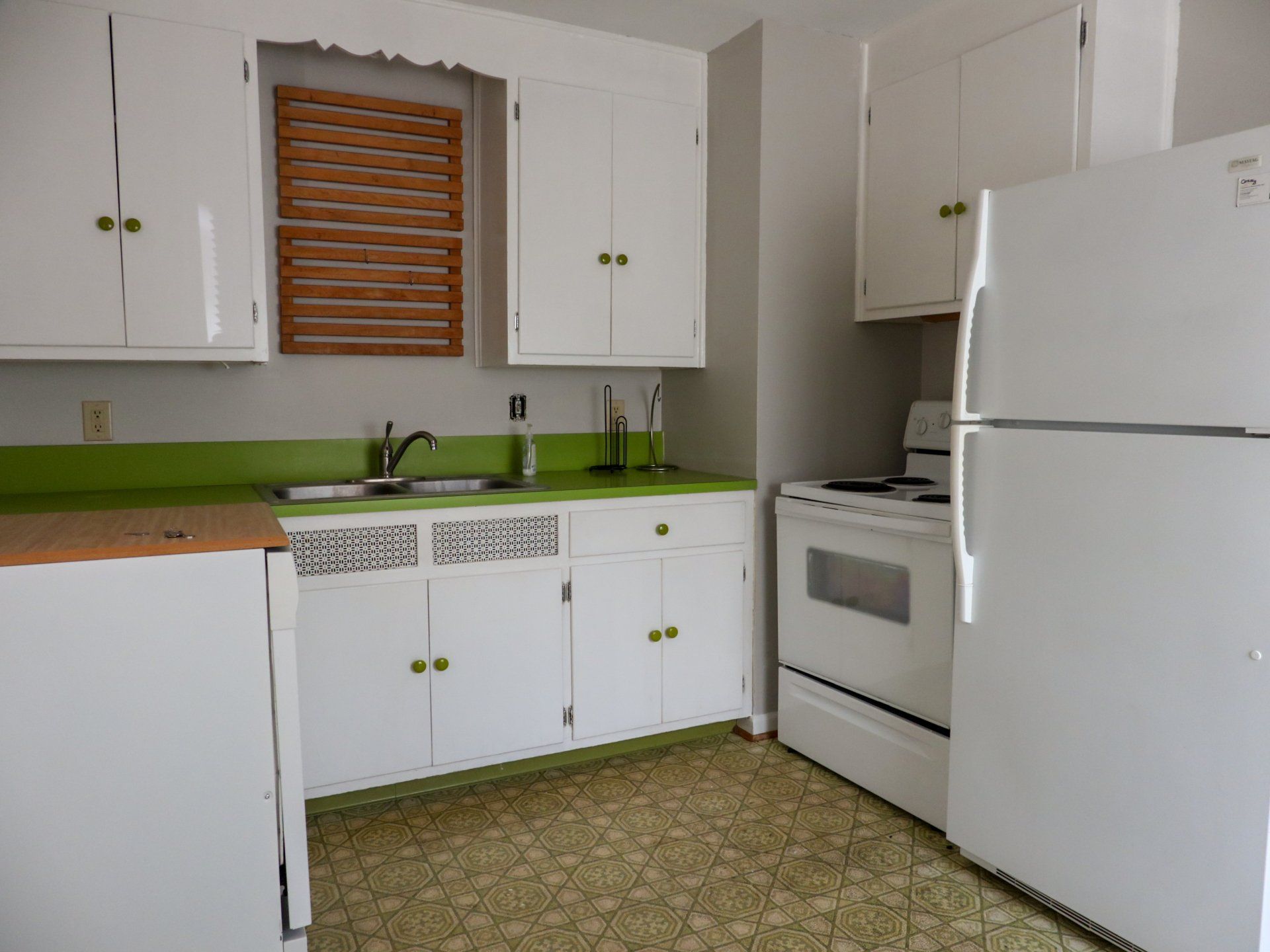 112 Ardmore kitchen