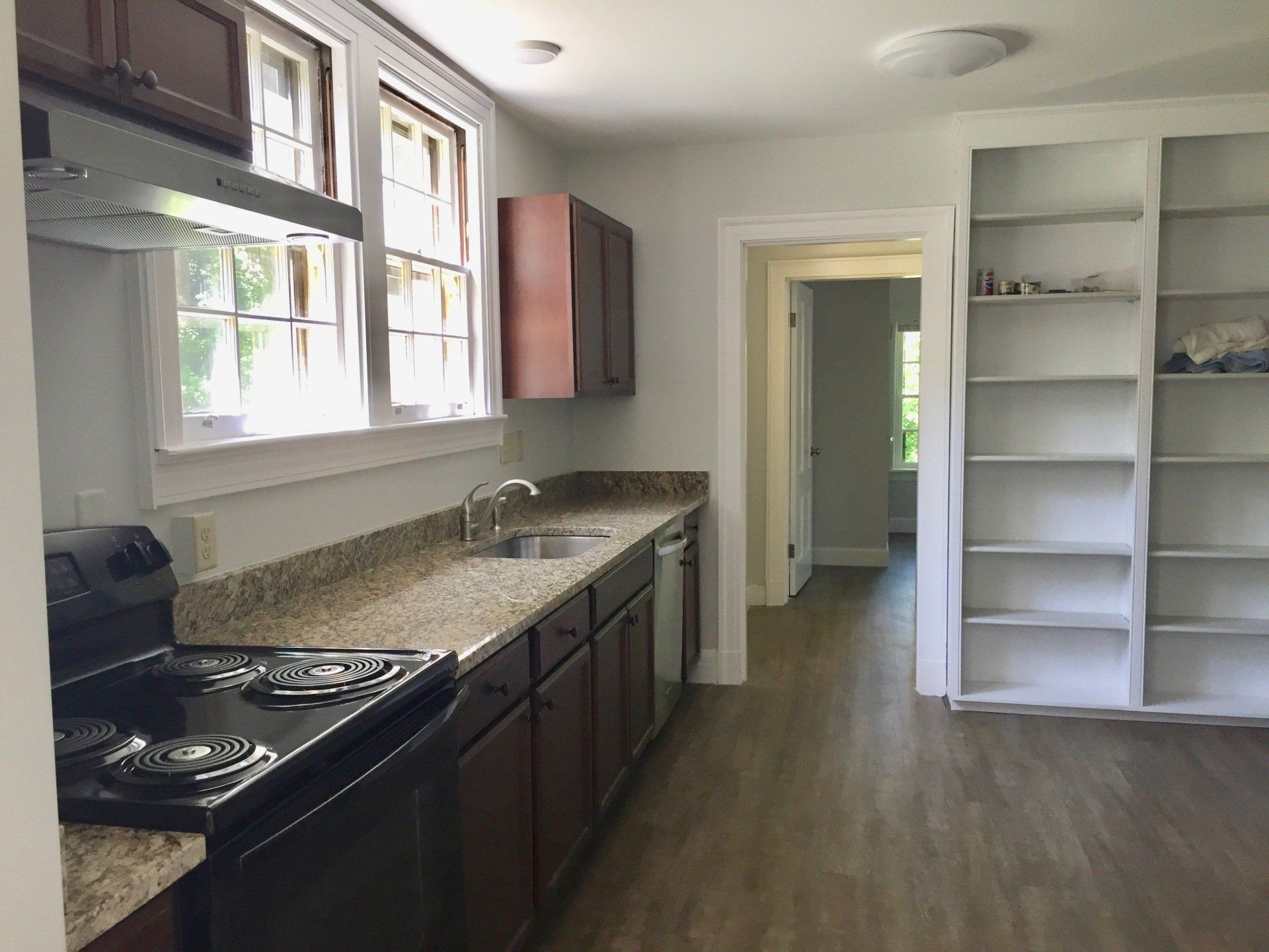 225 E Withrow 101 Kitchen