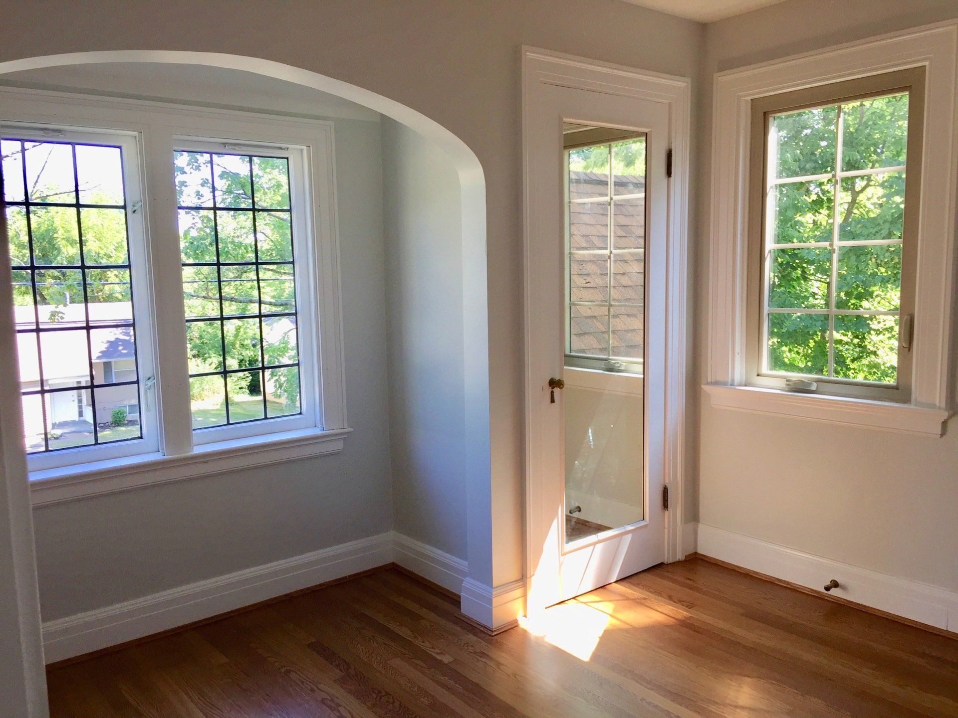225 E Withrow 201 bedroom 1