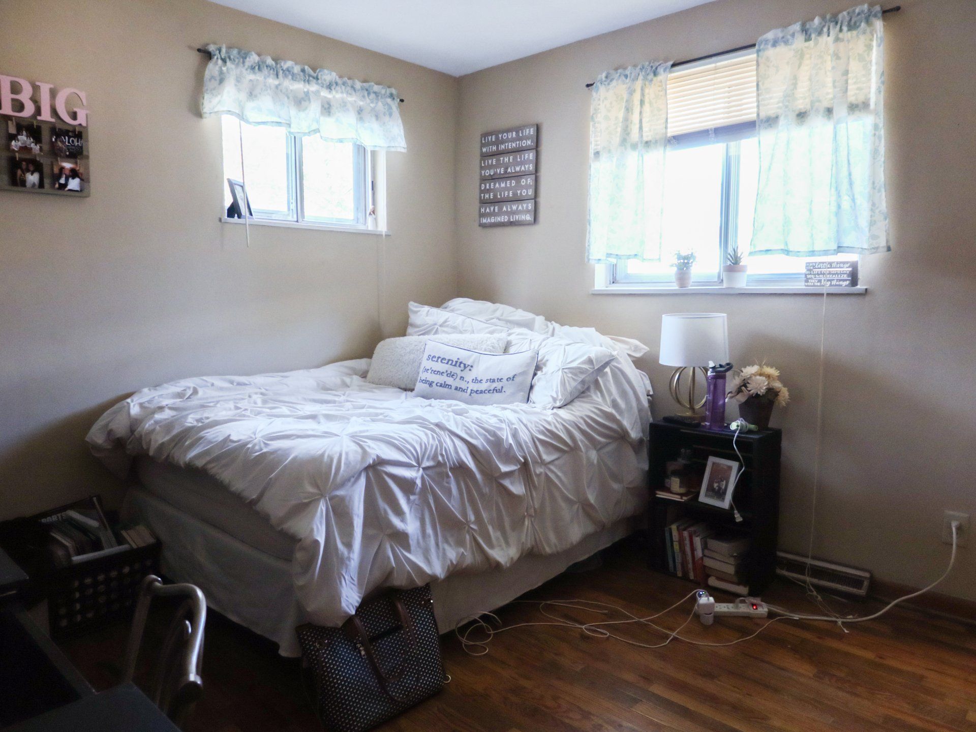 308 W Withrow bedroom