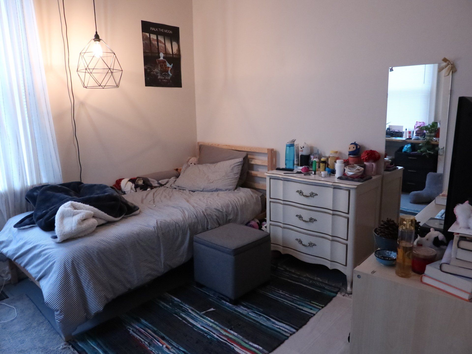 710 S Main bedroom
