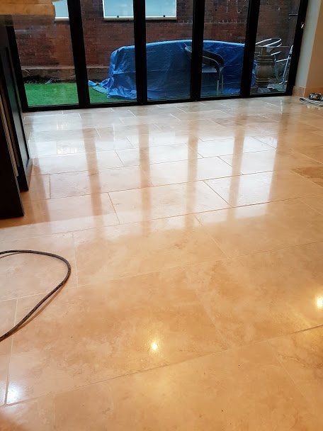Travertine tiles cleaning