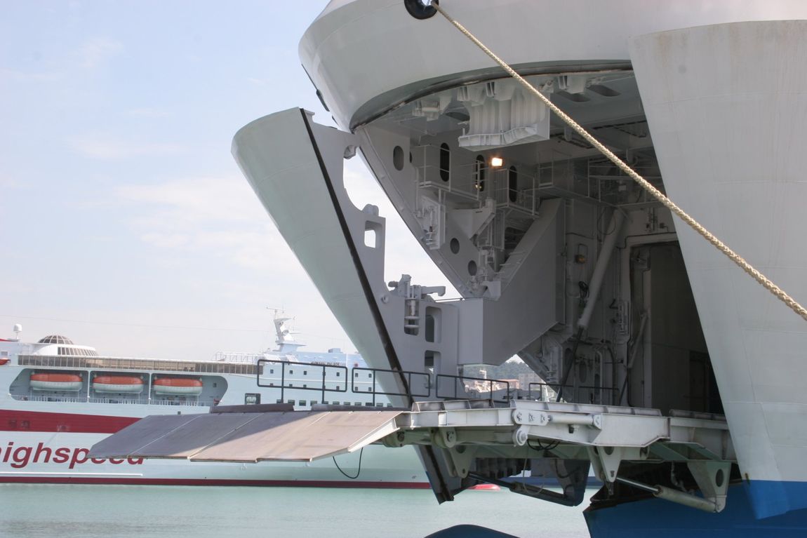 cantiere nautico