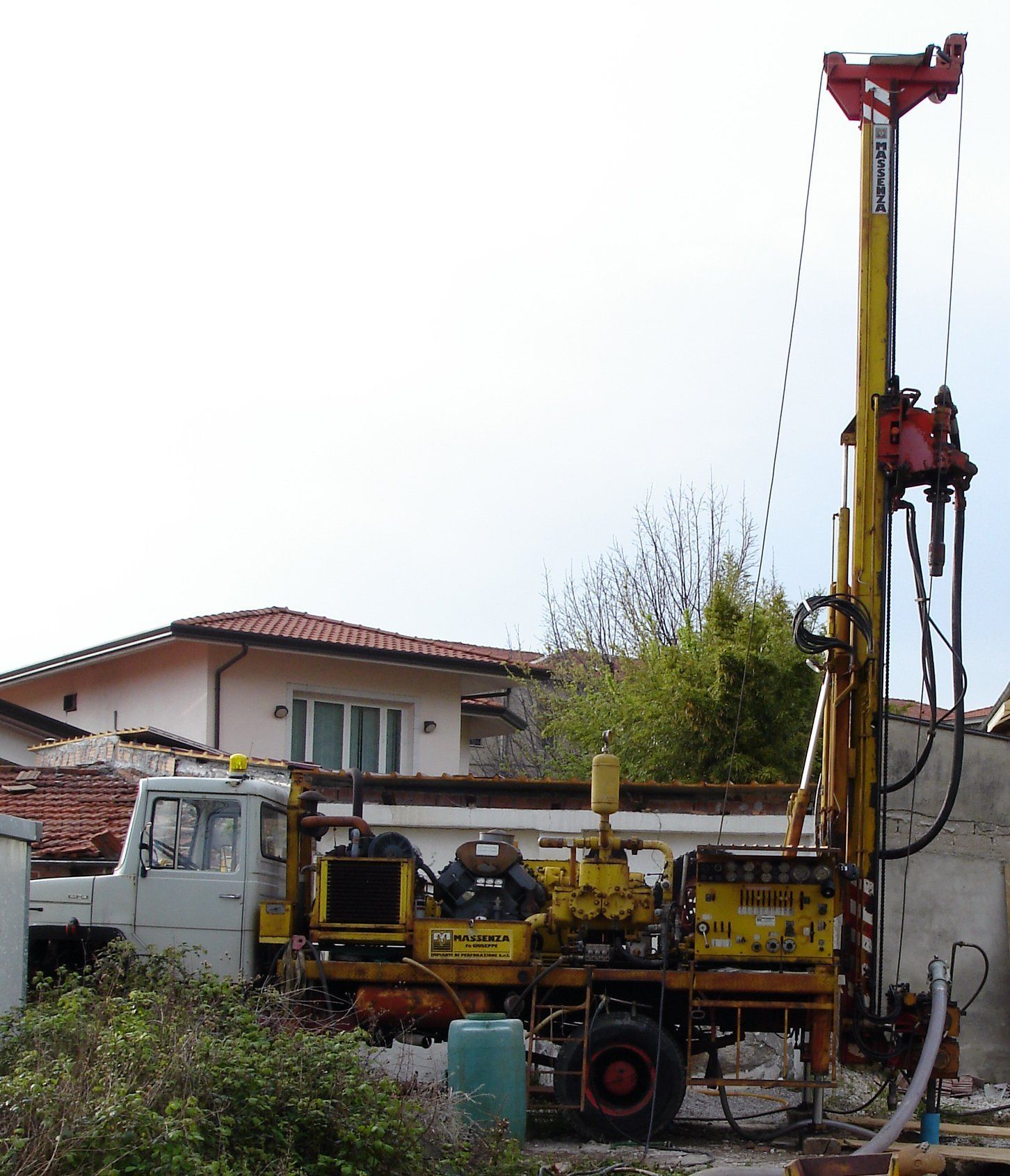 camion con trivella