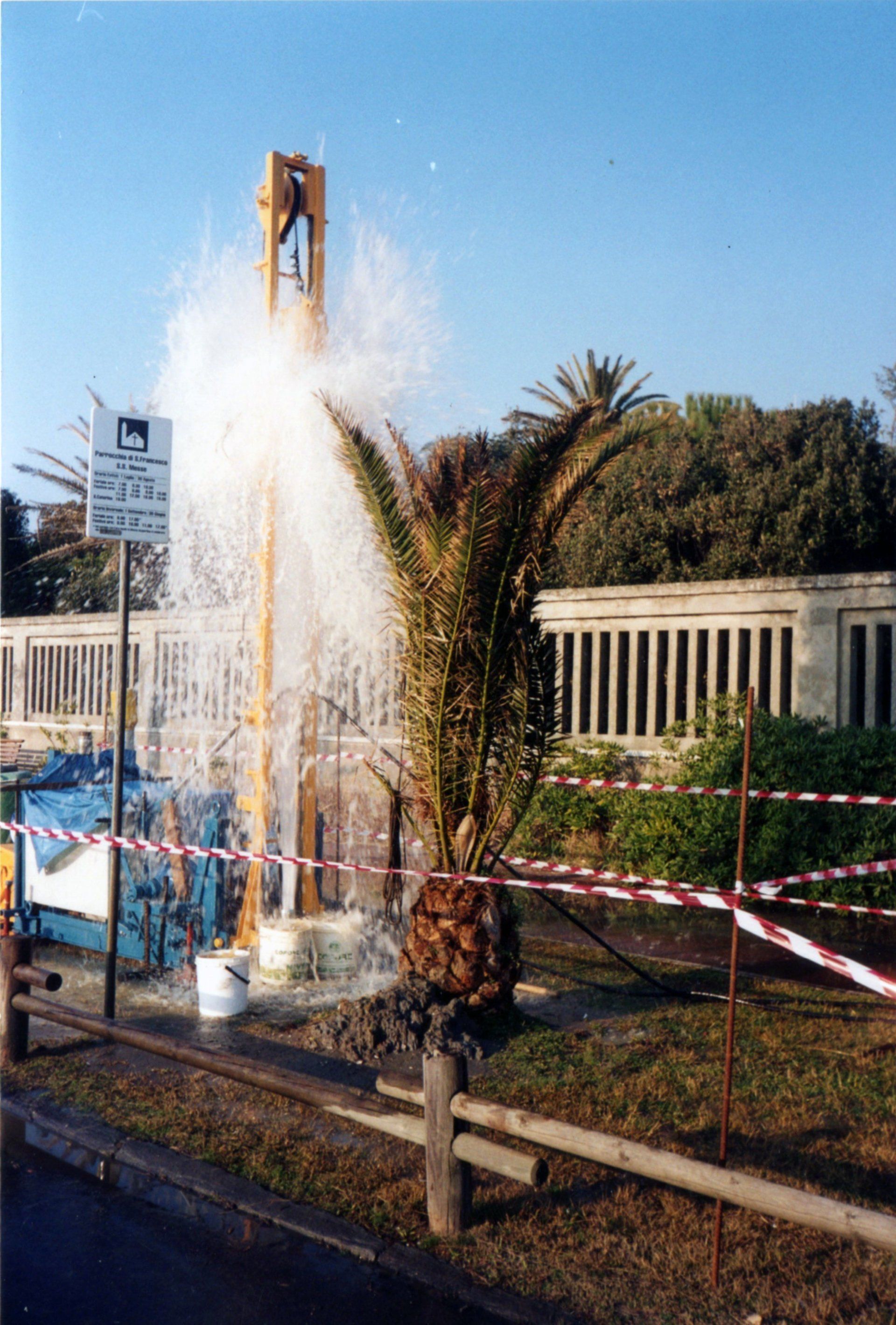getto di acqua ad alta pressione dopo trivellazione