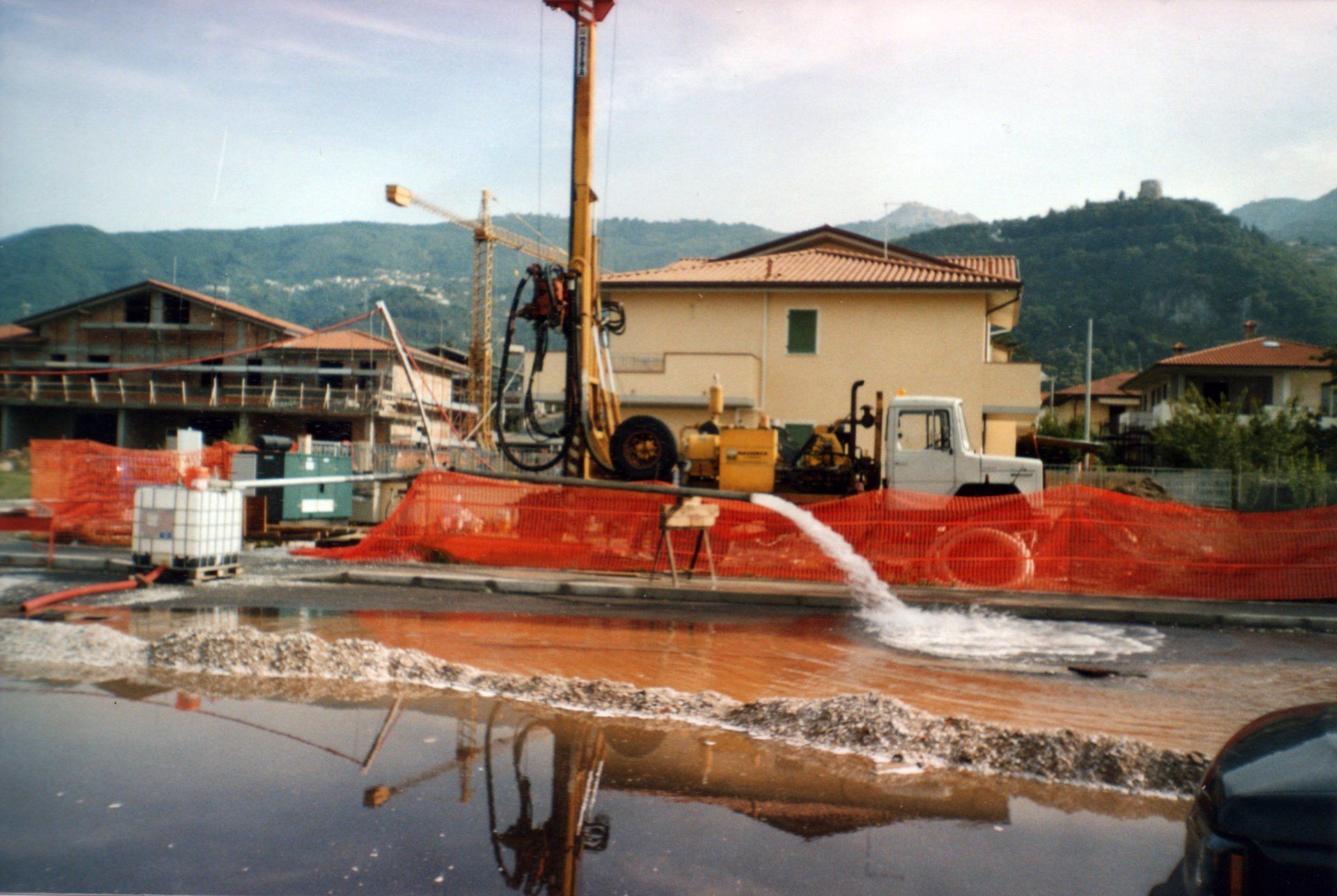 getto d'acqua dopo trivellazione