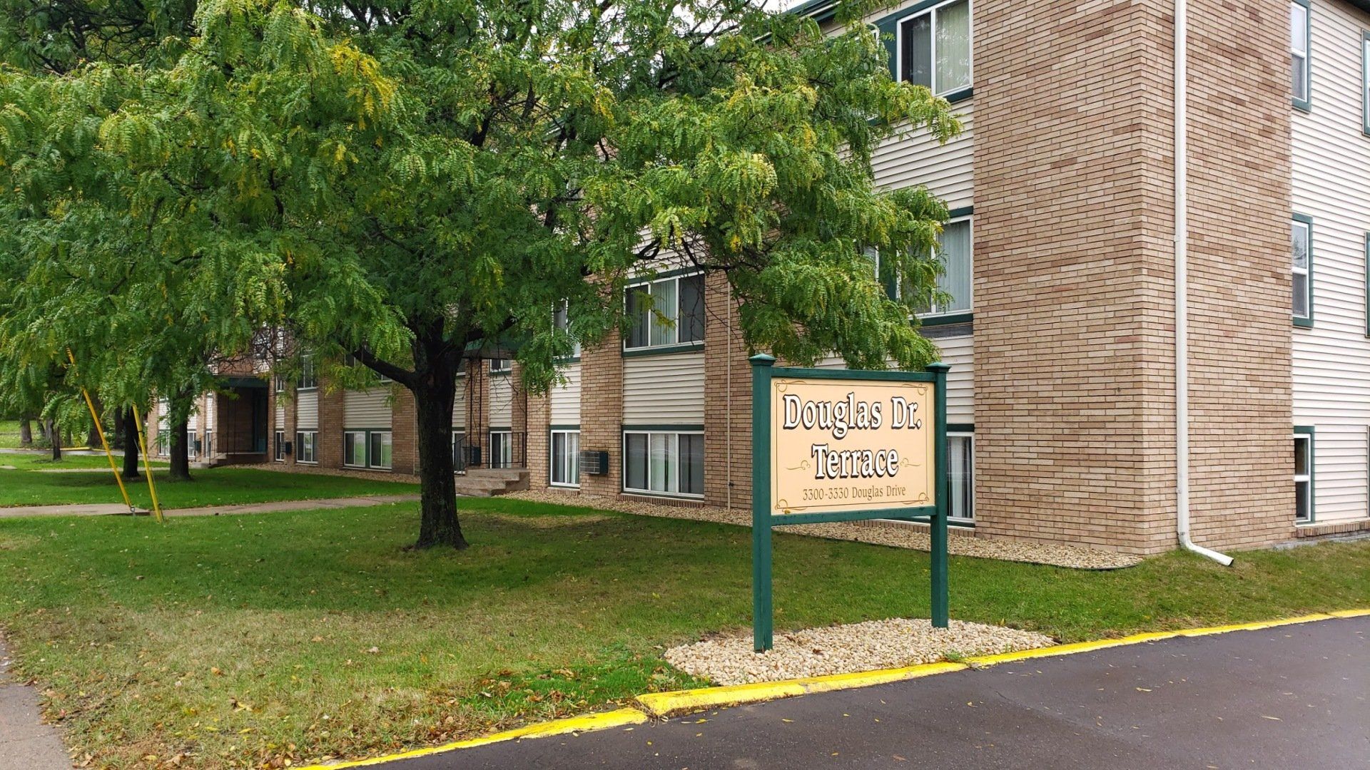 Douglas Terrace Apartments Property Image