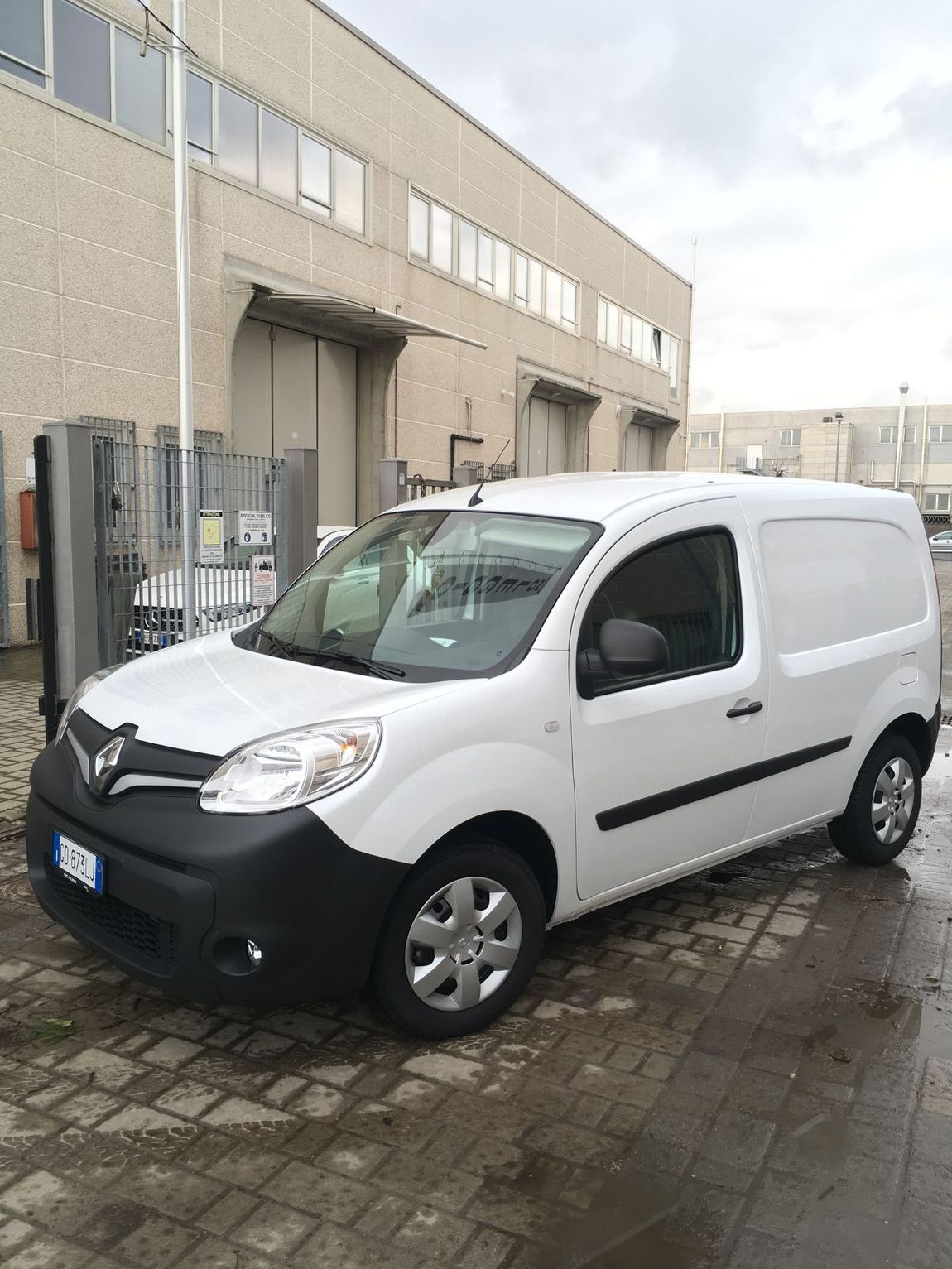 Furgone bianco