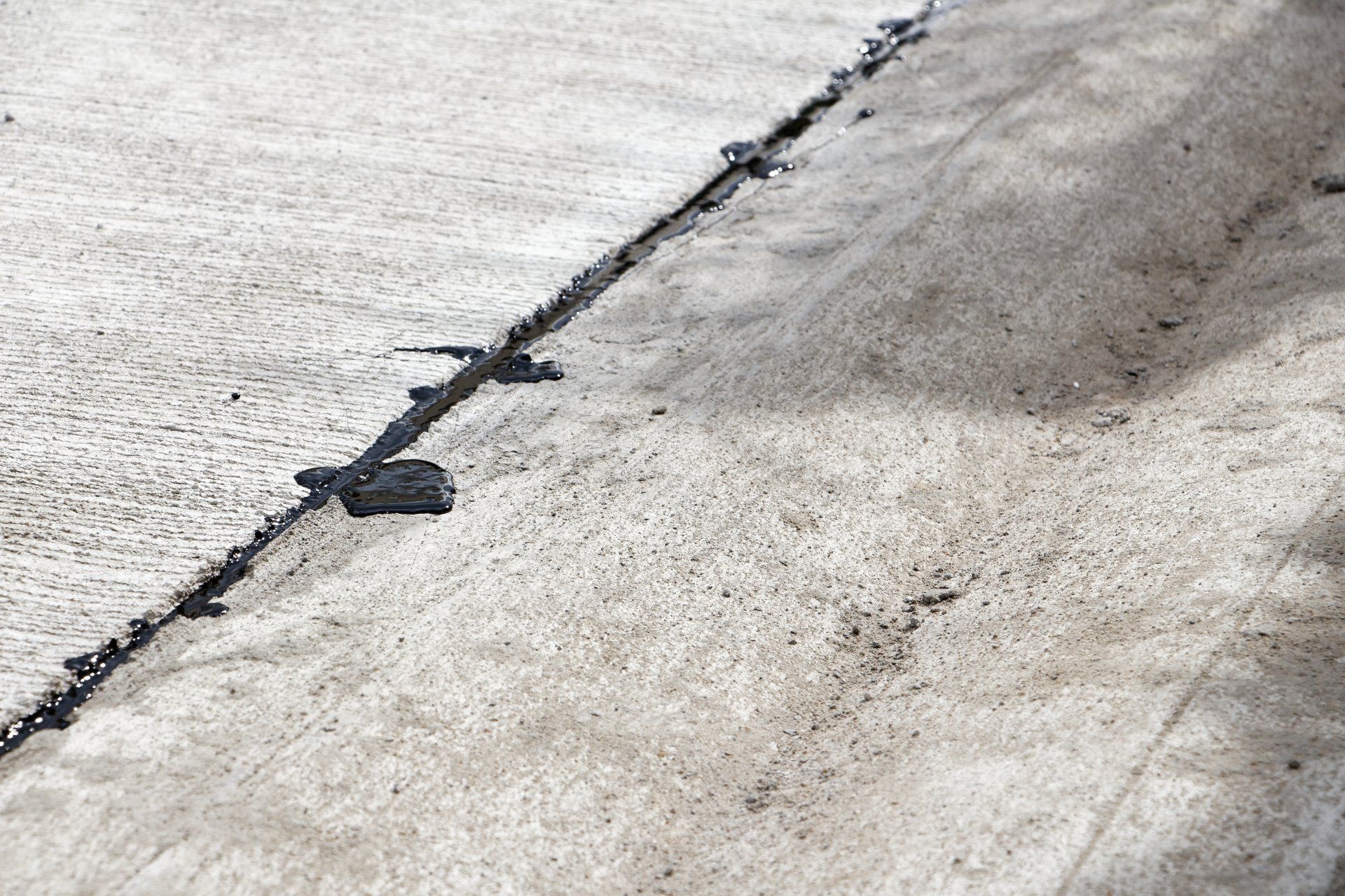 Paving — Crack Filling in Omaha, NE