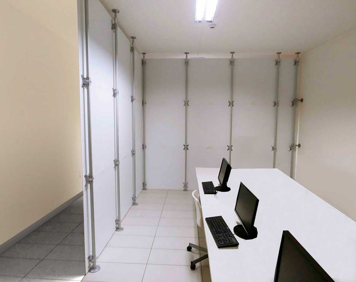 pareti divisorie pannellatura a soffitto per uffici