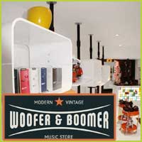 mensole componibili fluoshop nello store di woofer and boomer