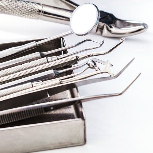 wisdom teeth extraction materials