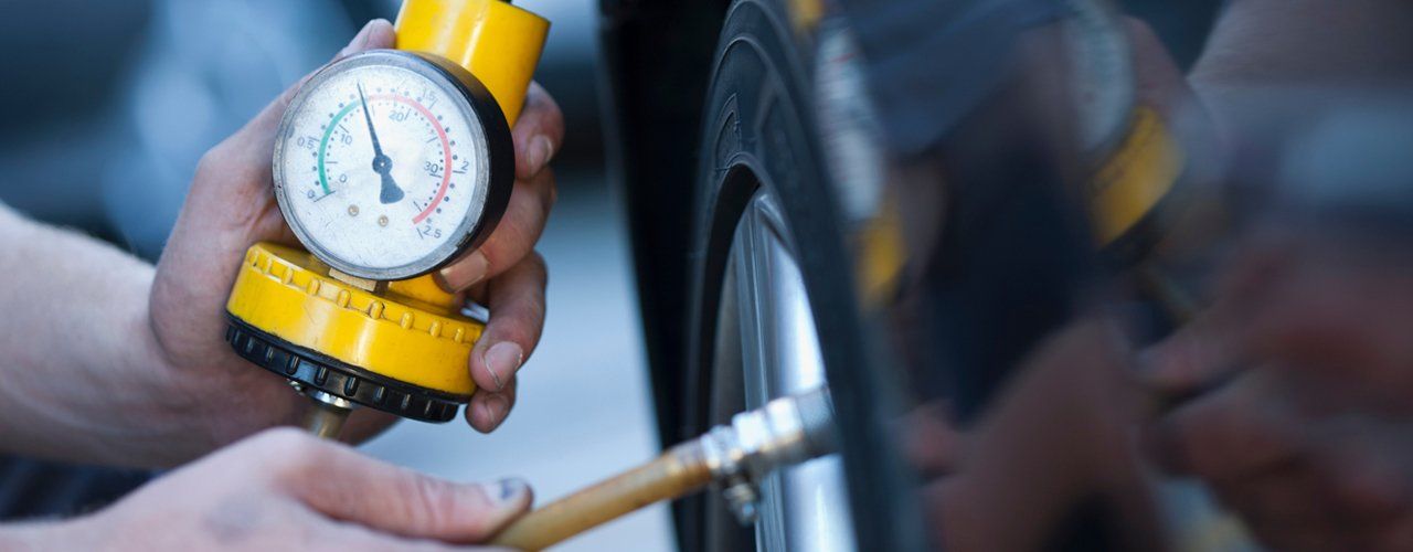 car tyre air filling