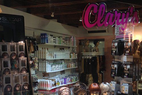 Prodotti di qualità da Clary's Parrucche a Verona