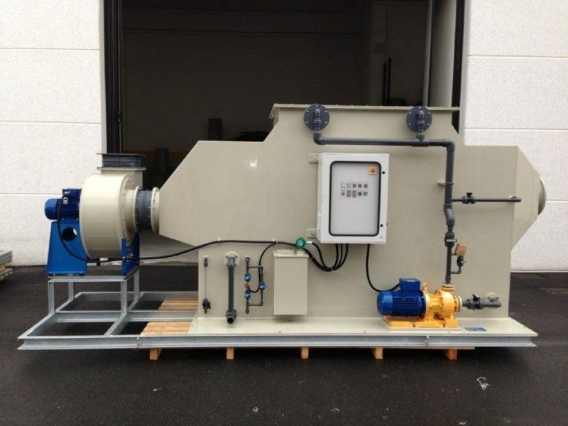 Impianto con scrubber orizzontale per trattamento aria