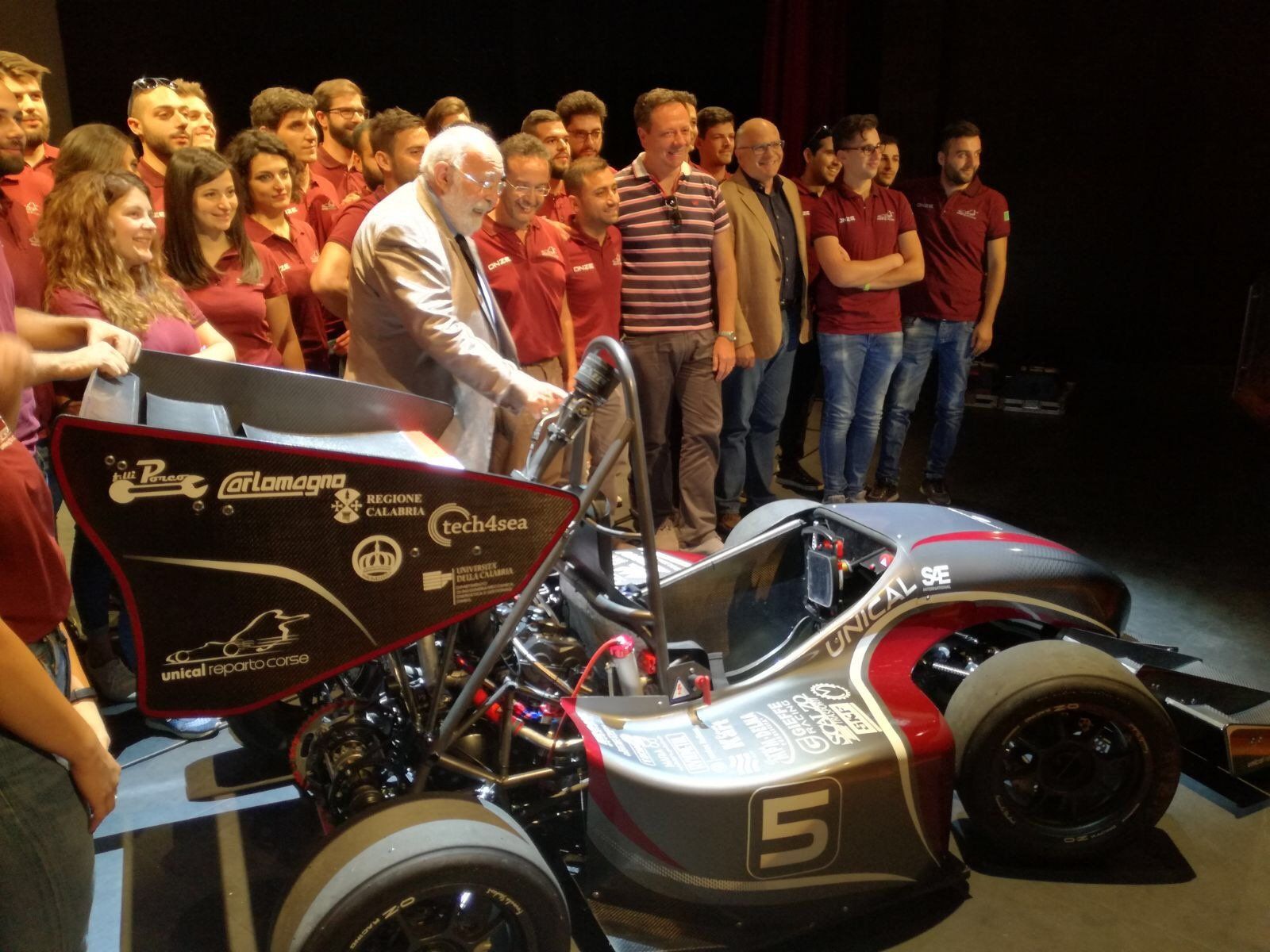 team di meccanici