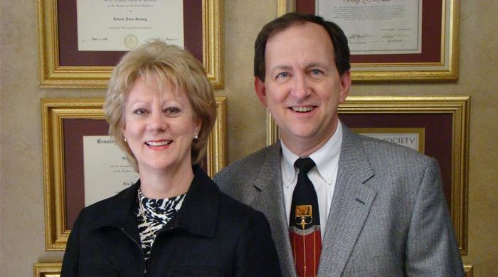 Man ANd Women Smiling Por — Gadsden, AL — McNair Jewelers