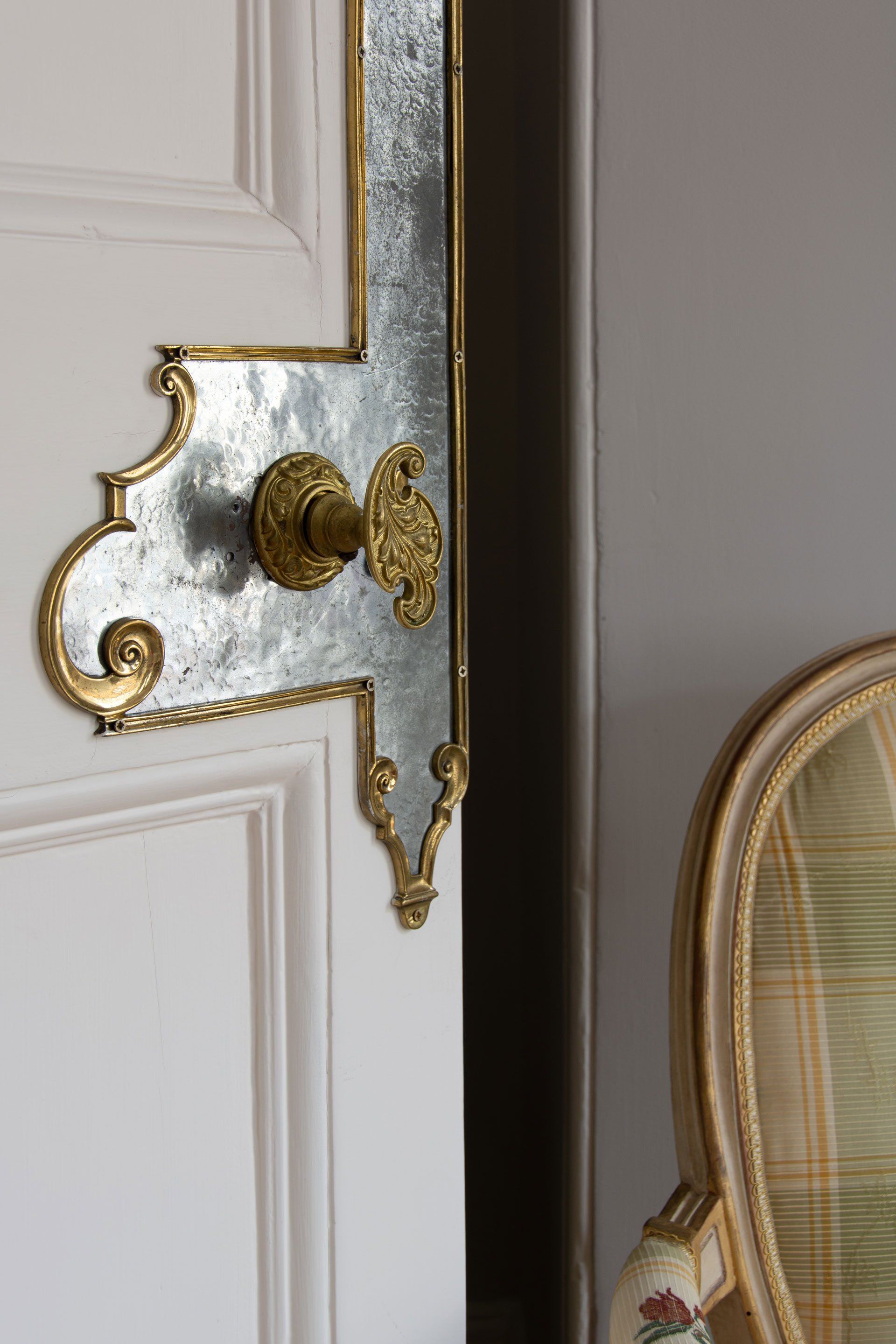 grade I listed townhouse apartment