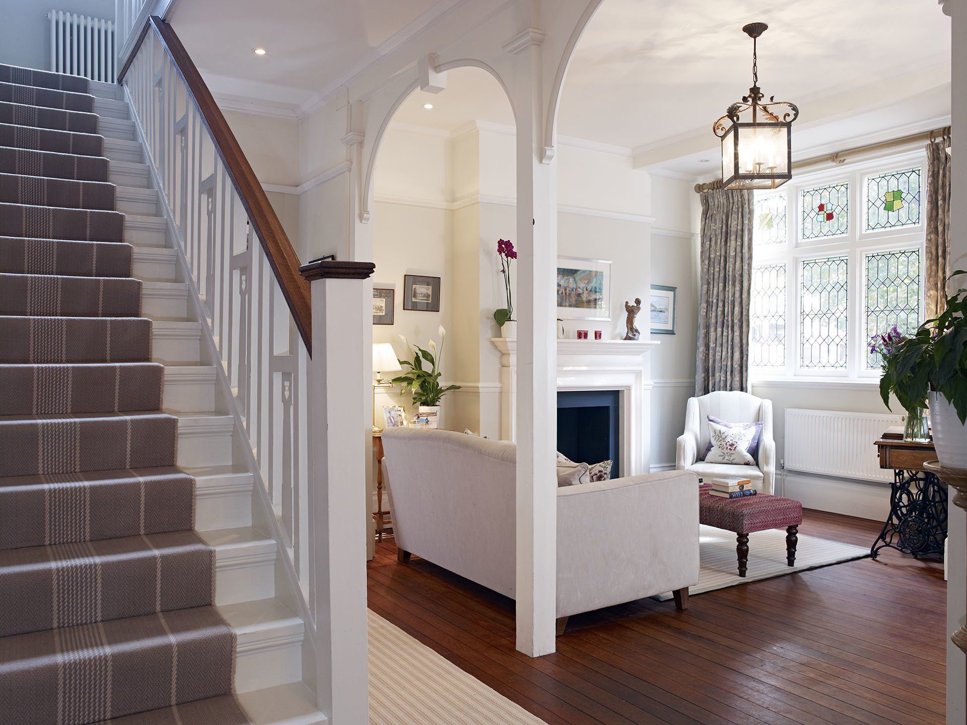 arts & crafts family home