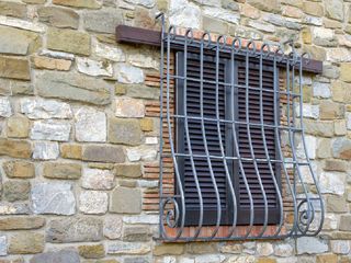 Grata in ferro