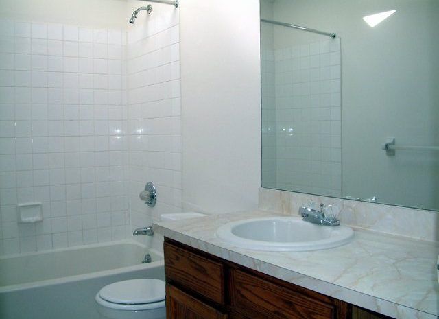 Spring Ridge Condos Bathroom