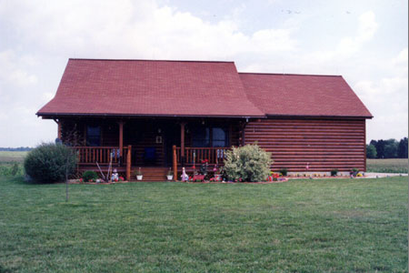 Red Log House — Log Homes in  Wauseon, OH