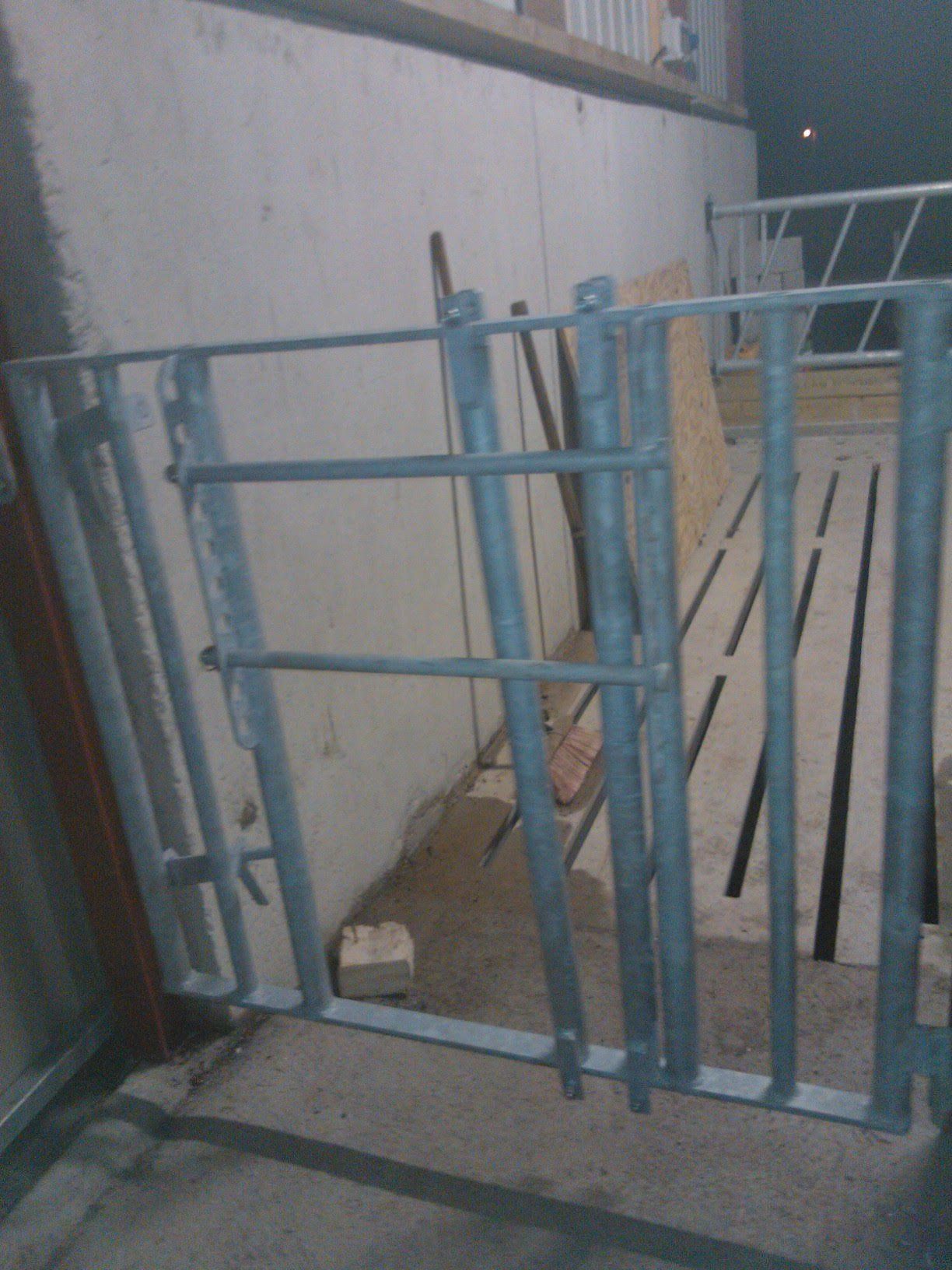 Creep Gate