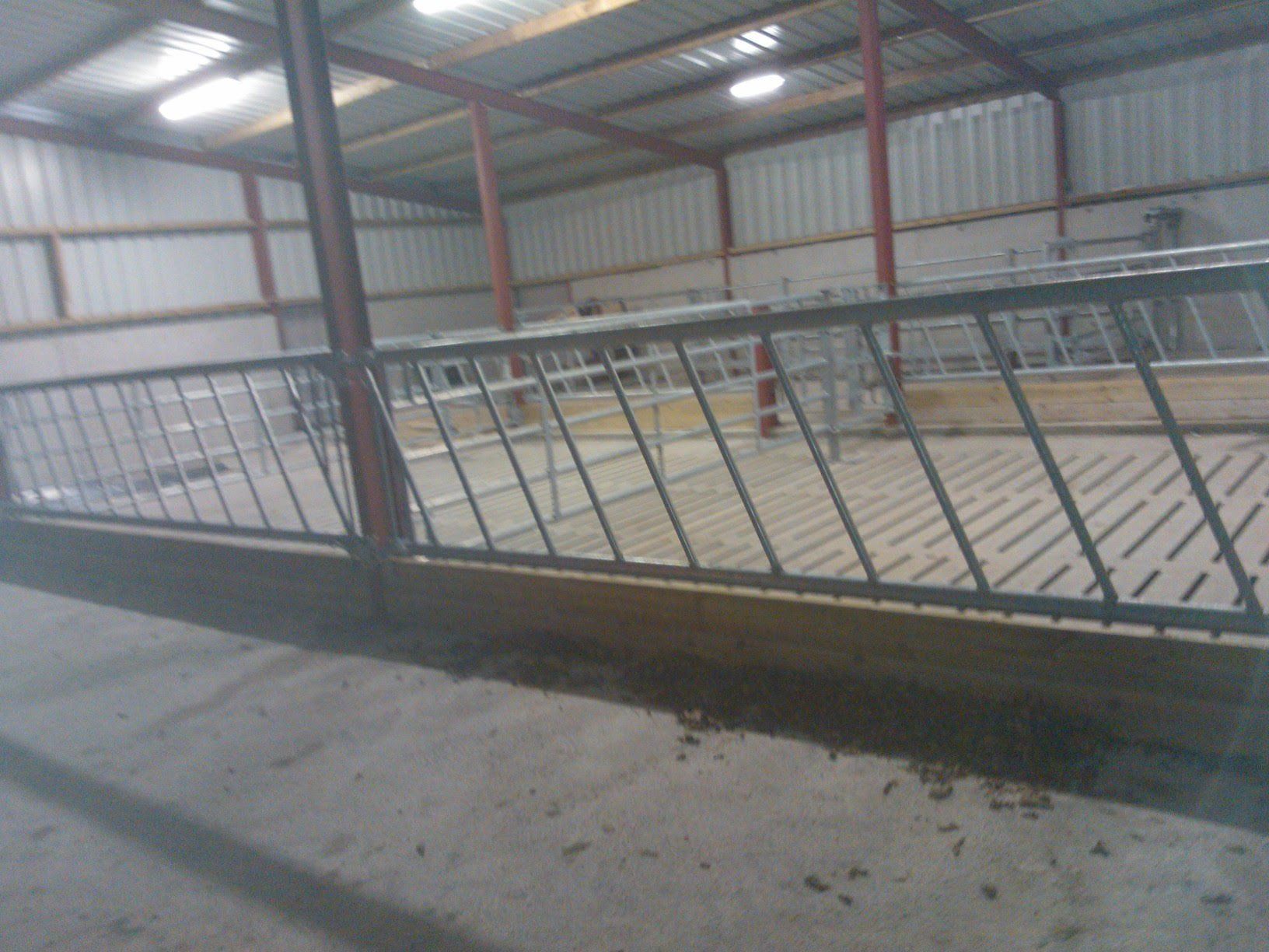 Feeding Barrier