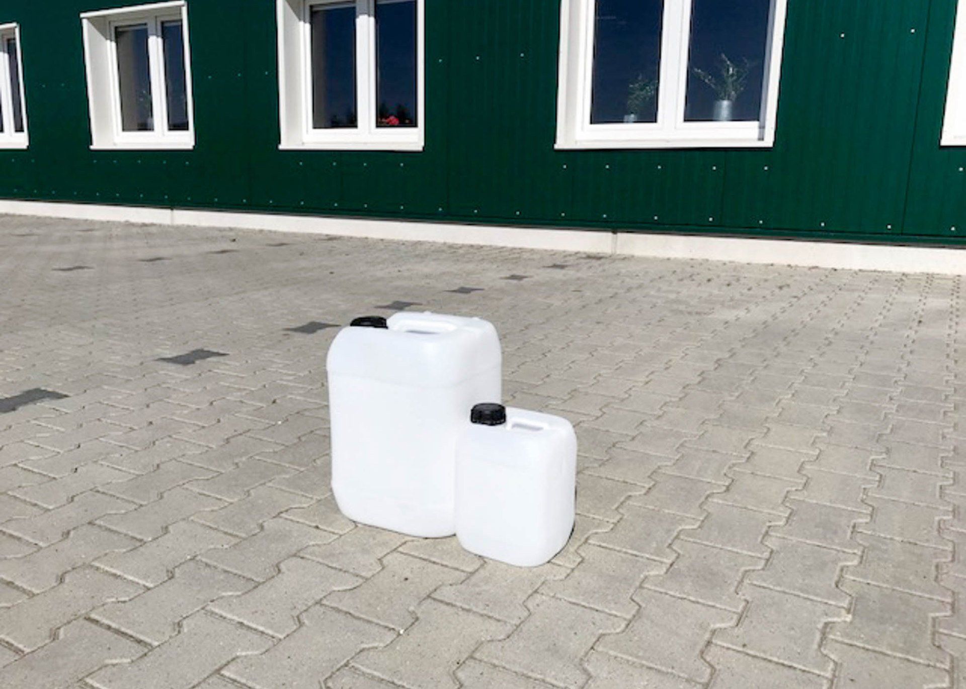 Rüschen Kunststoffkanister Rüschen Kunststoffkanister