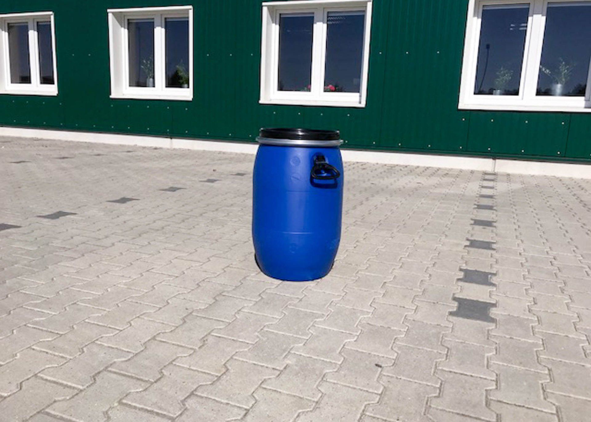 Rüschen Spannringdeckelfässer 30, 60 und 120 Liter Rüschen Spannringdeckelfässer 30, 60 und 120 Liter