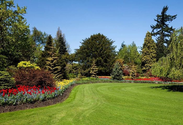 Flower Garden — Dayton, TX — Precision Lawns Flower Garden — Dayton, TX — Precision Lawns