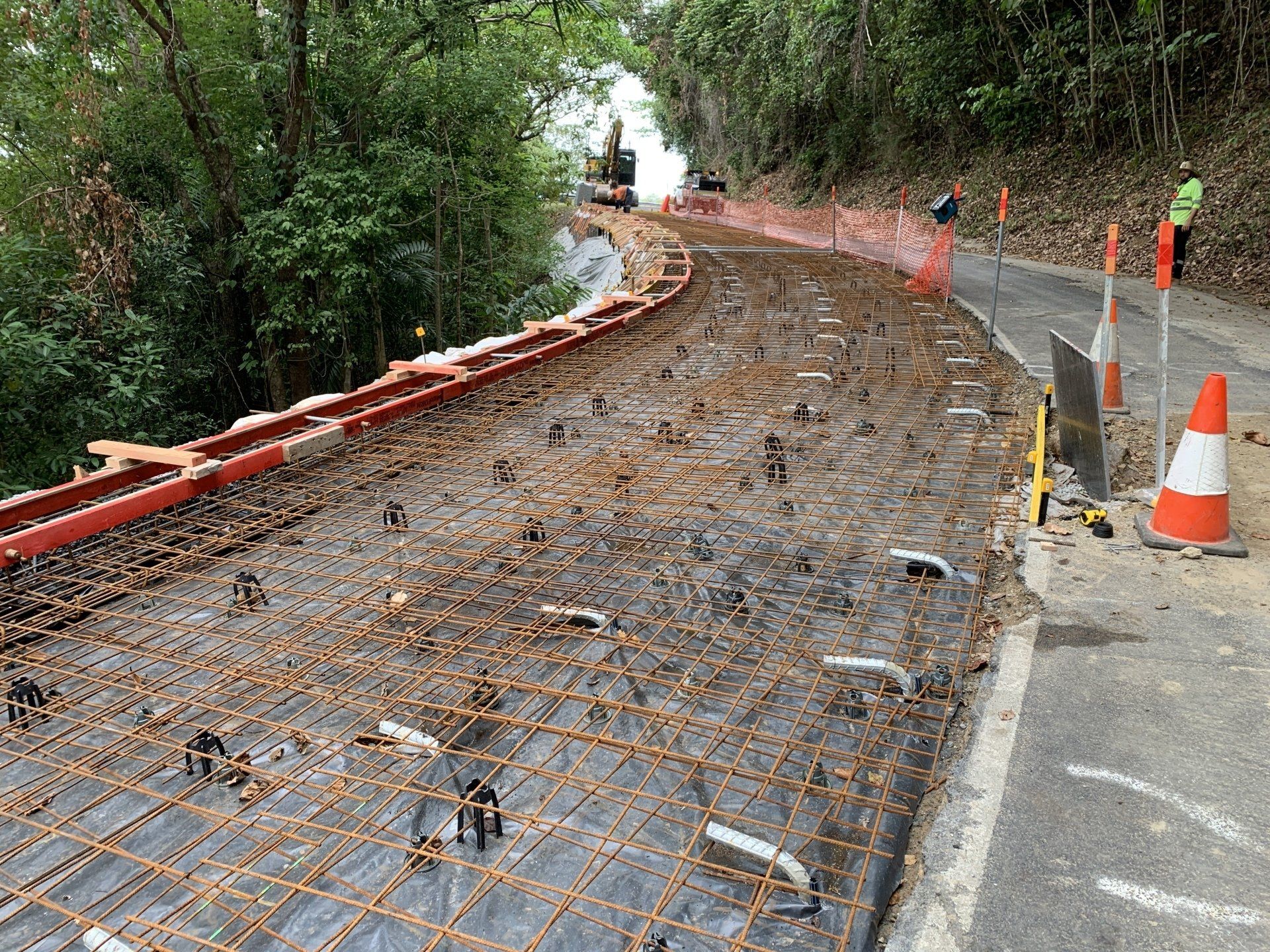 Undertaking Road Construction — Road Construction in Edmonton, QLD