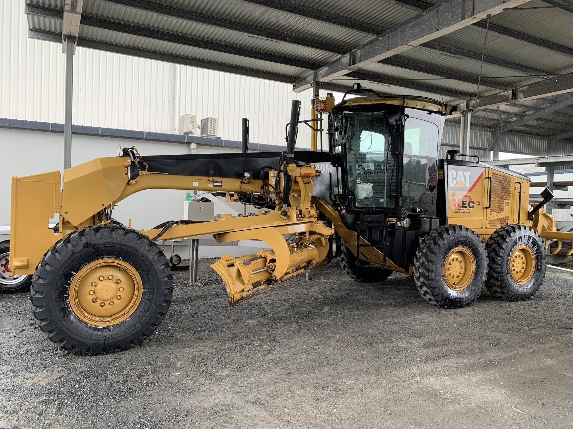 Century Crane Lifting Tractor — Equipment Hire in Edmonton, QLD