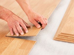 installing laminate flooring
