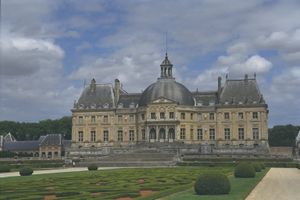 Chateau Vaux Le Vicomte, as seen in 1979's Moonraker Chateau Vaux Le Vicomte, as seen in 1979's Moonraker