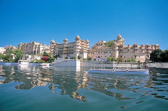 Shiv Niwas Palace