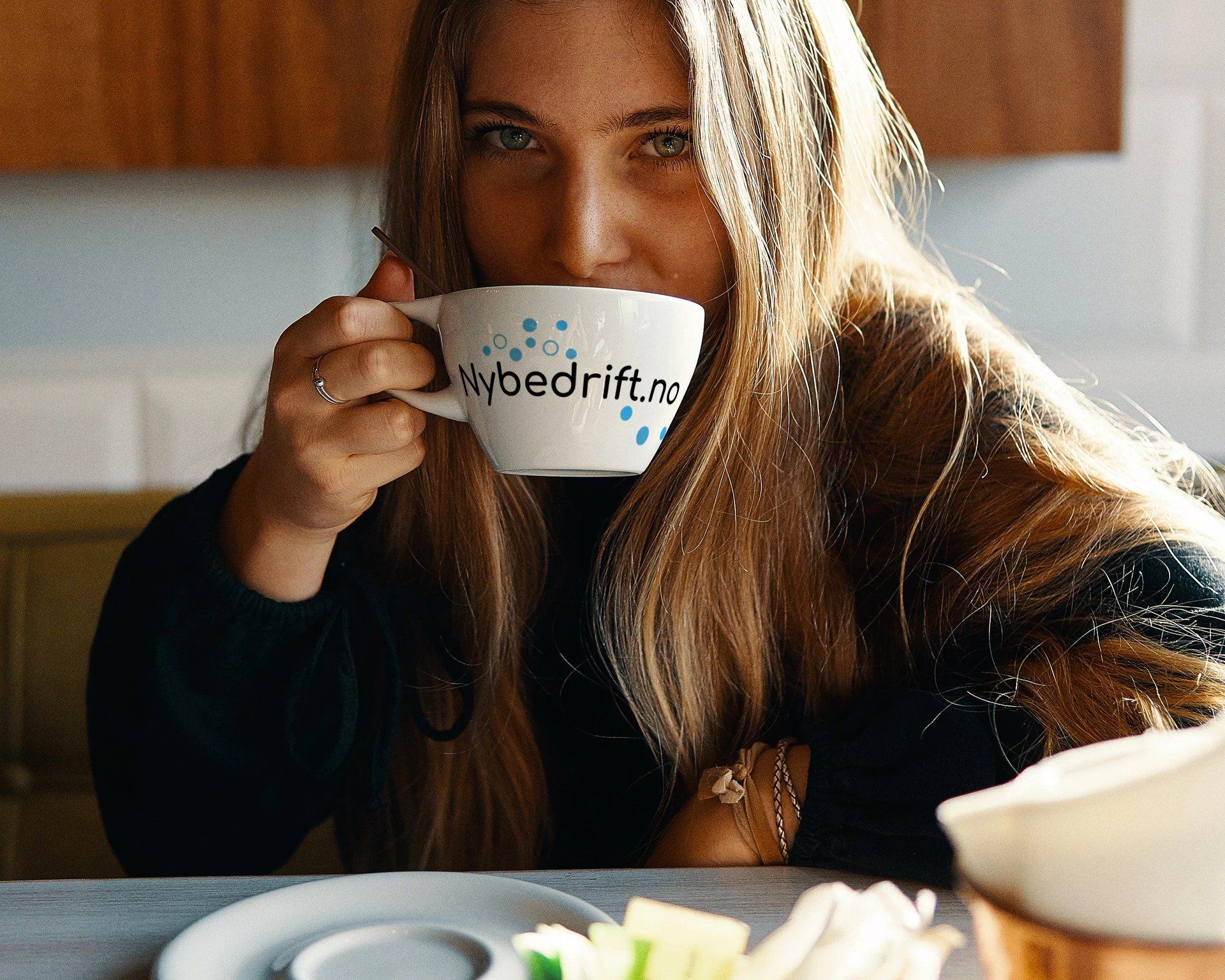 Nybedrift.no - nettside og regnskap