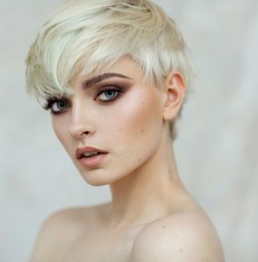 Novato — Beautiful Blond Woman With Short Hair in Novato, CA Novato — Beautiful Blond Woman With Short Hair in Novato, CA