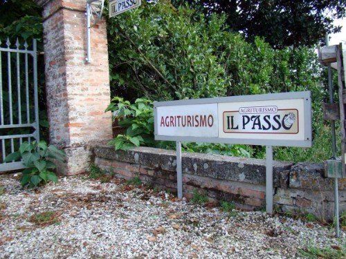 insegna dell'agriturismo