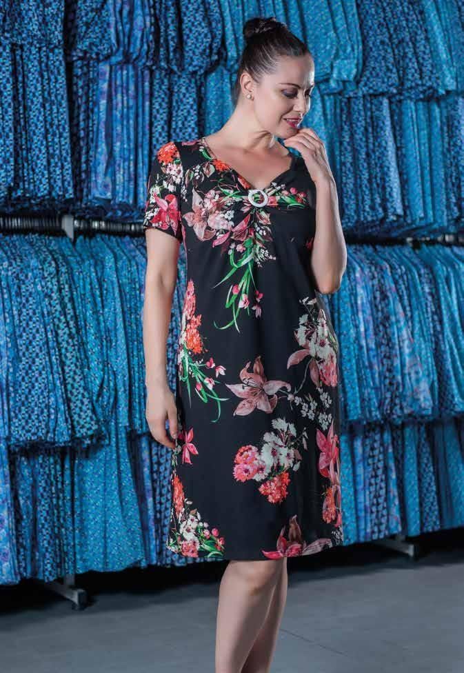 abito con decorazioni floreali Patty Fashion