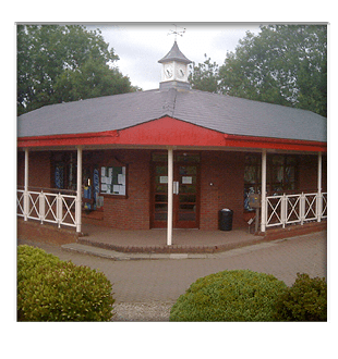 Golf lessons - Londonderry, Derry, Northern Ireland - City of Derry Pro Shop - Golf shop