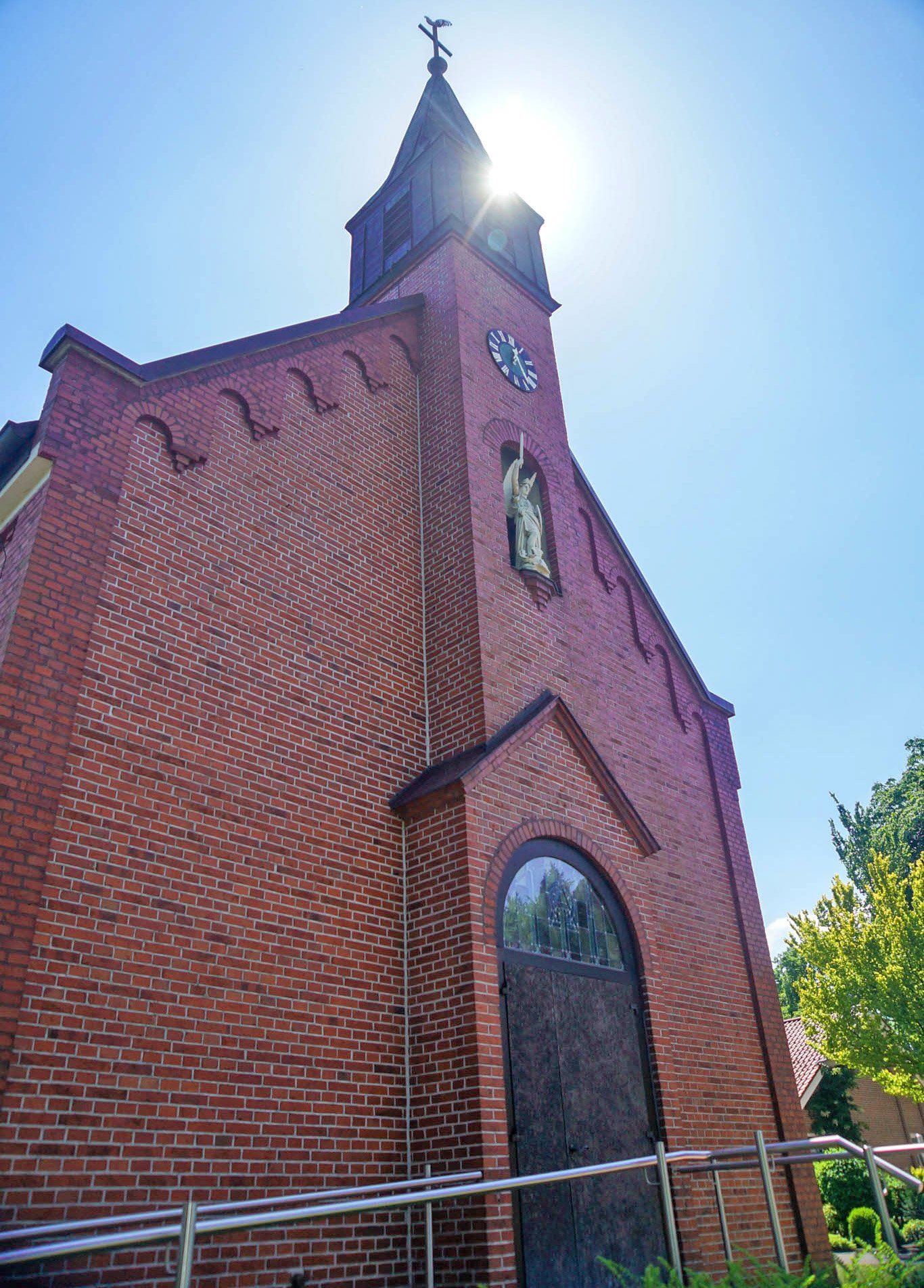 St. Michael - Neusustrum