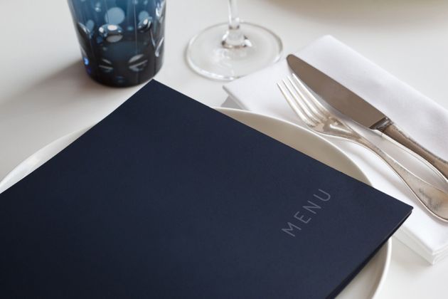 menu del ristorante sul tavolo