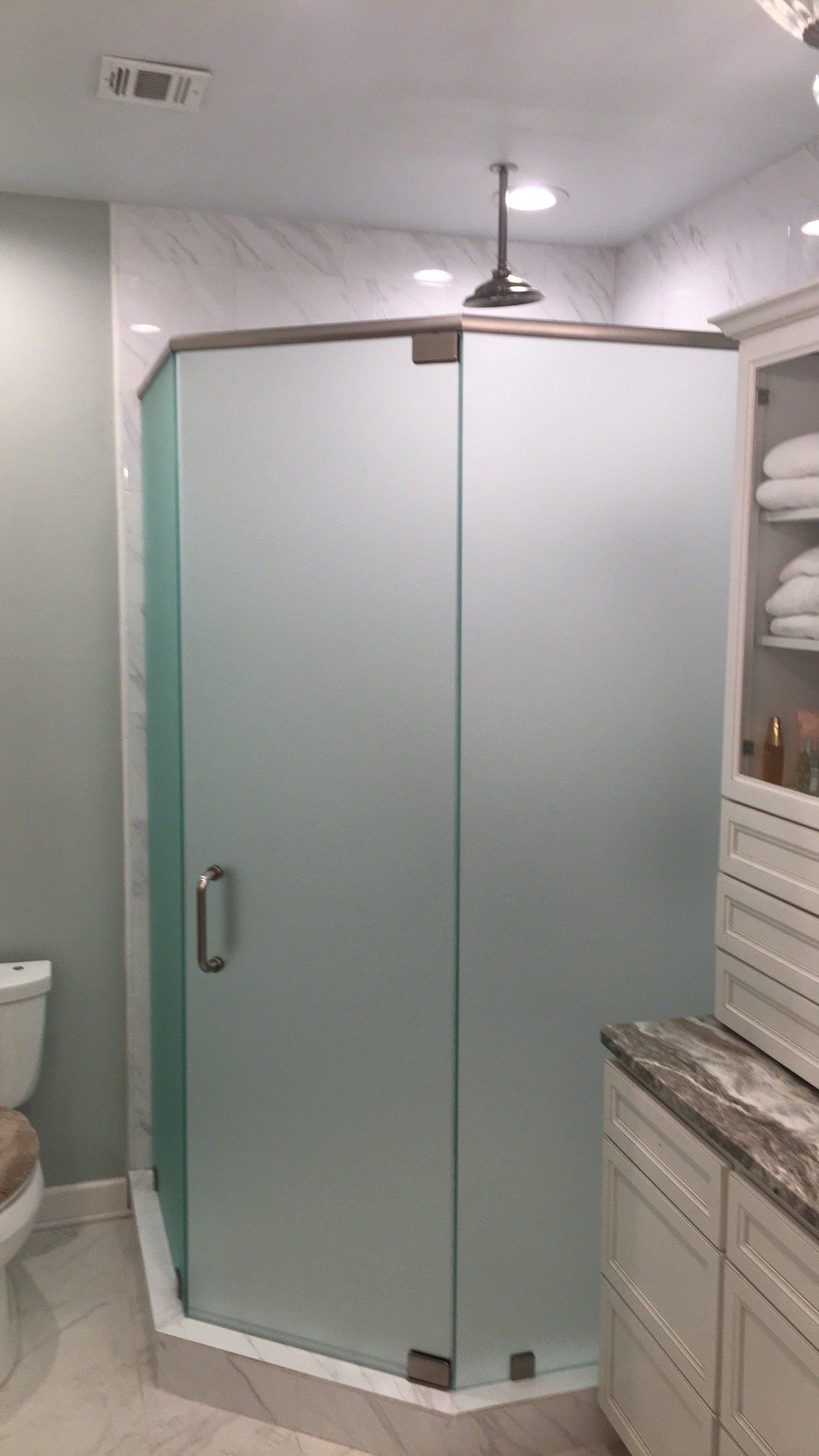 Glass Door on Bathroom — Baker, LA — Baker Glass Wks, Inc.