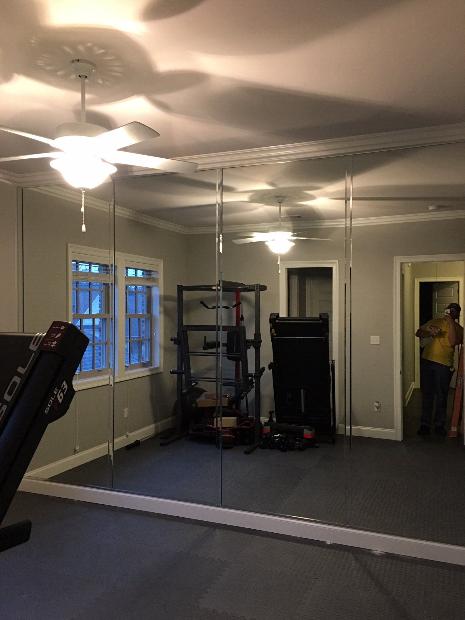 Mirror Wall on Workout Area — Baker, LA — Baker Glass Wks, Inc.