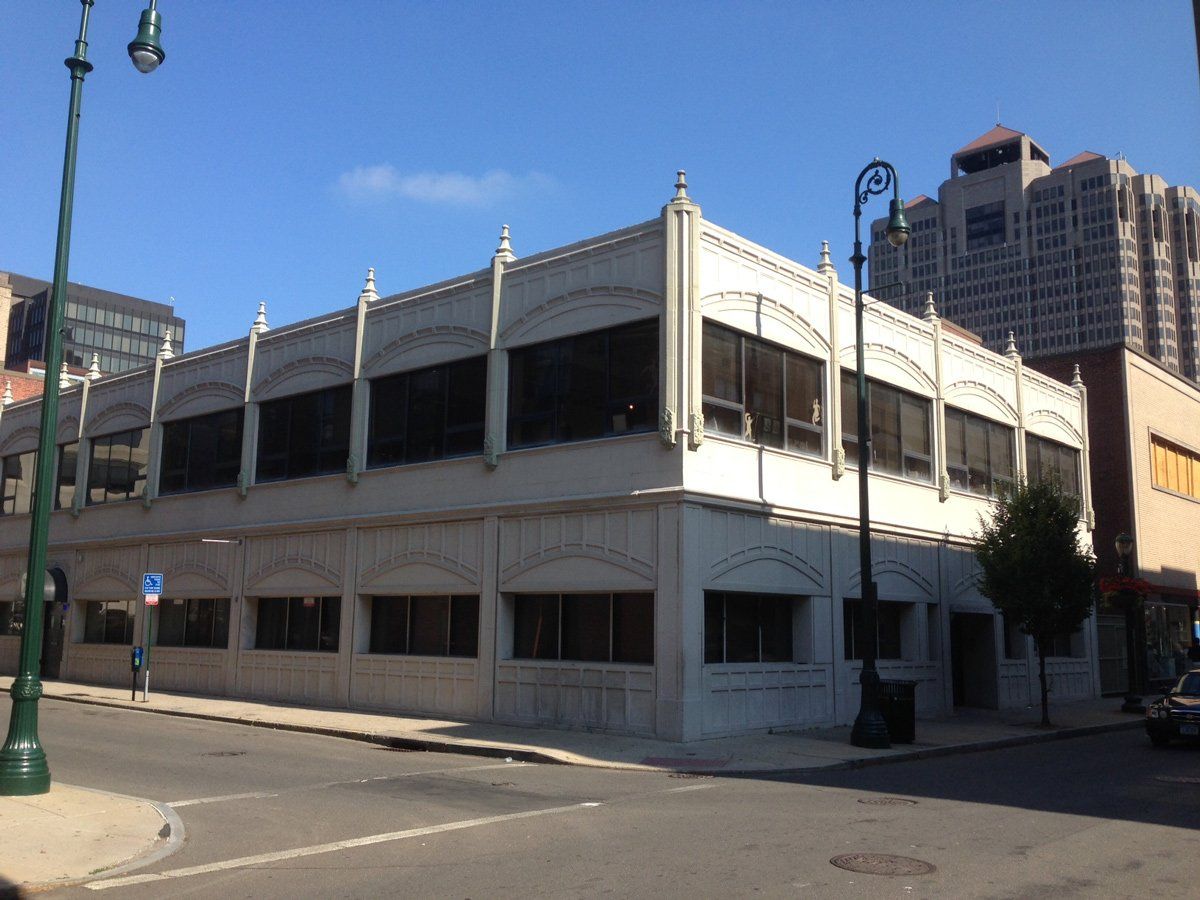 84 Orange St Building Exterior