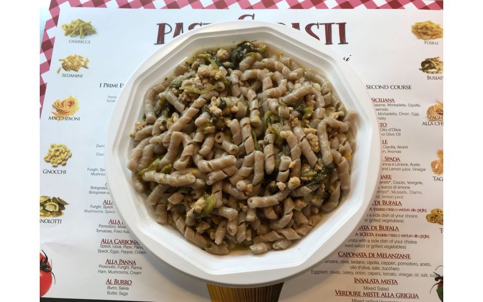 Piatto di pasta alla Boscaiola